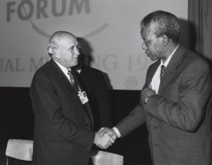 Frederik_de_Klerk_with_Nelson_Mandela_-_World_Economic_Forum_Annual_Meeting_Davos_1992